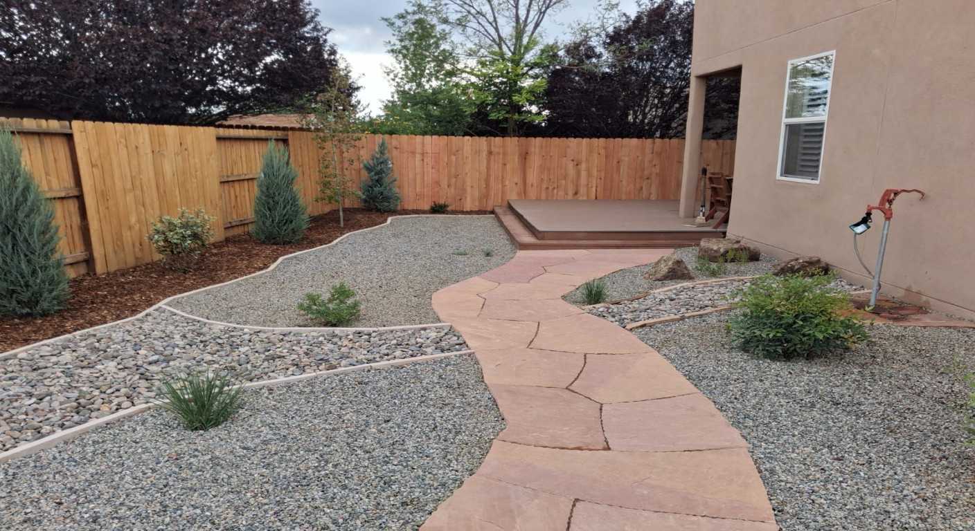 Desert Garden with Winding Flagstone and Circular Patio