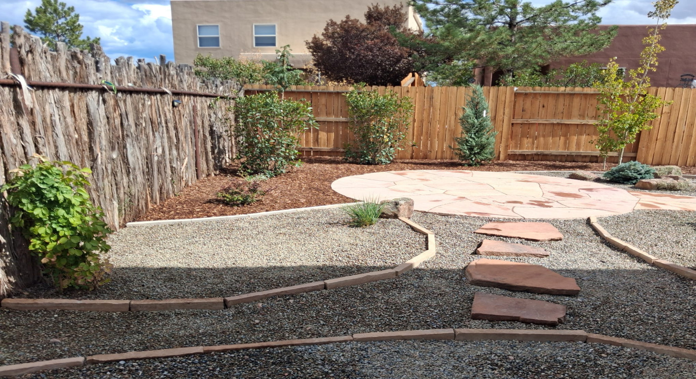 Desert Garden with Winding Flagstone and Circular Patio